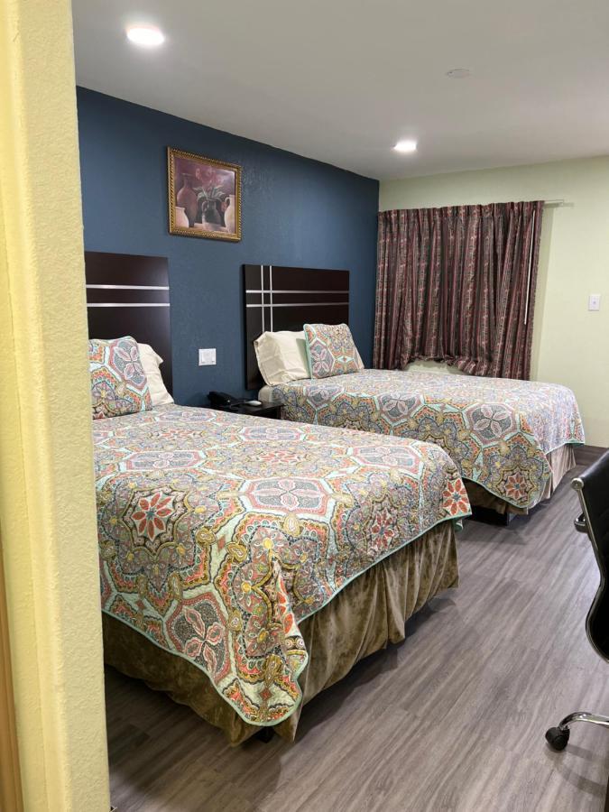 Budget Inn Hallettsville Экстерьер фото