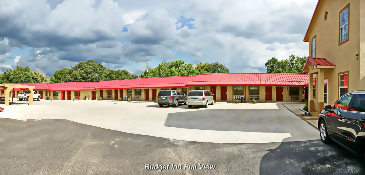 Budget Inn Hallettsville Экстерьер фото